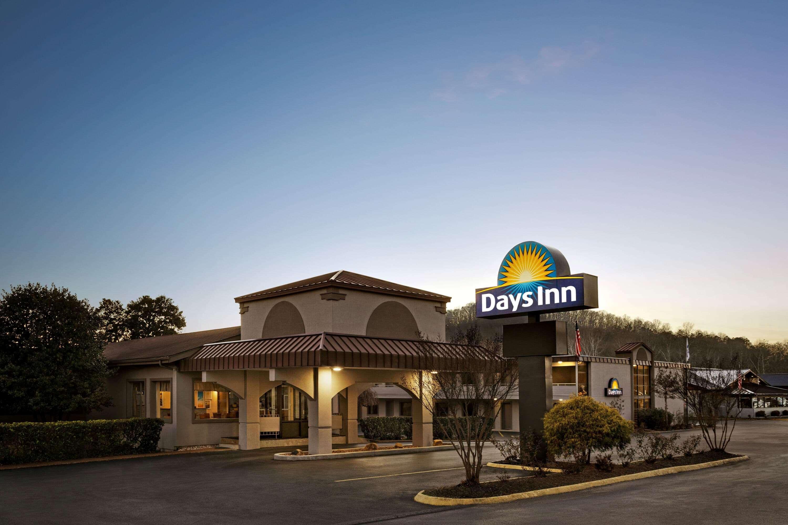 Days Inn By Wyndham Oak Ridge Knoxville Exterior photo