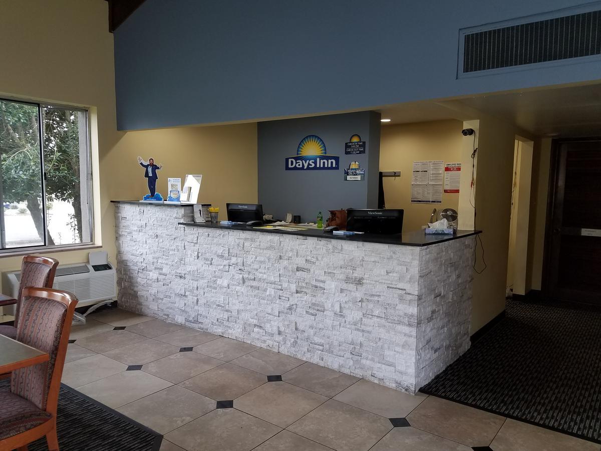 Days Inn By Wyndham Oak Ridge Knoxville Exterior photo