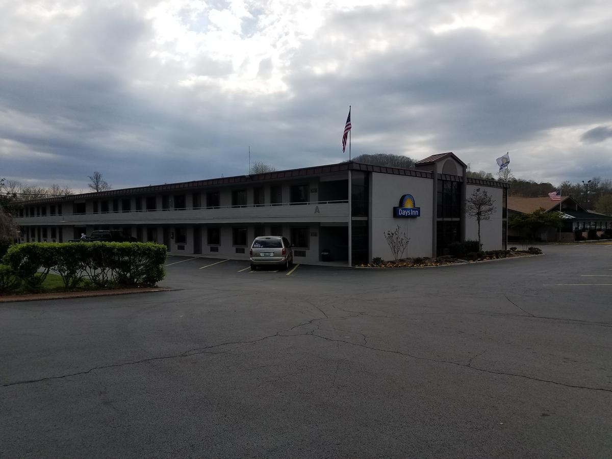 Days Inn By Wyndham Oak Ridge Knoxville Exterior photo